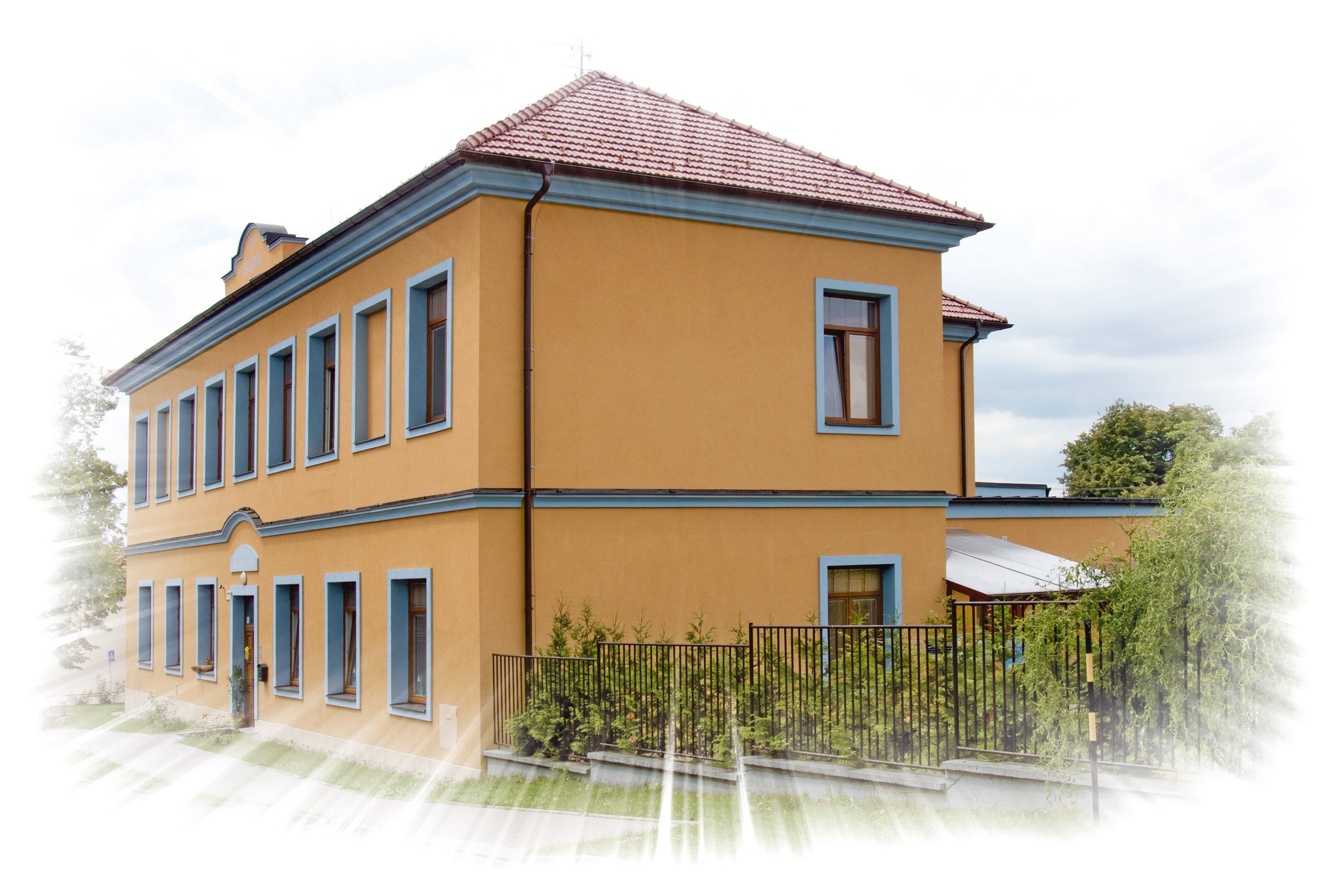 PETRKLÍČ, o.p.s., Azylové domy - pro rodiny s dětmi, PETRKLÍČ, o.p.s.