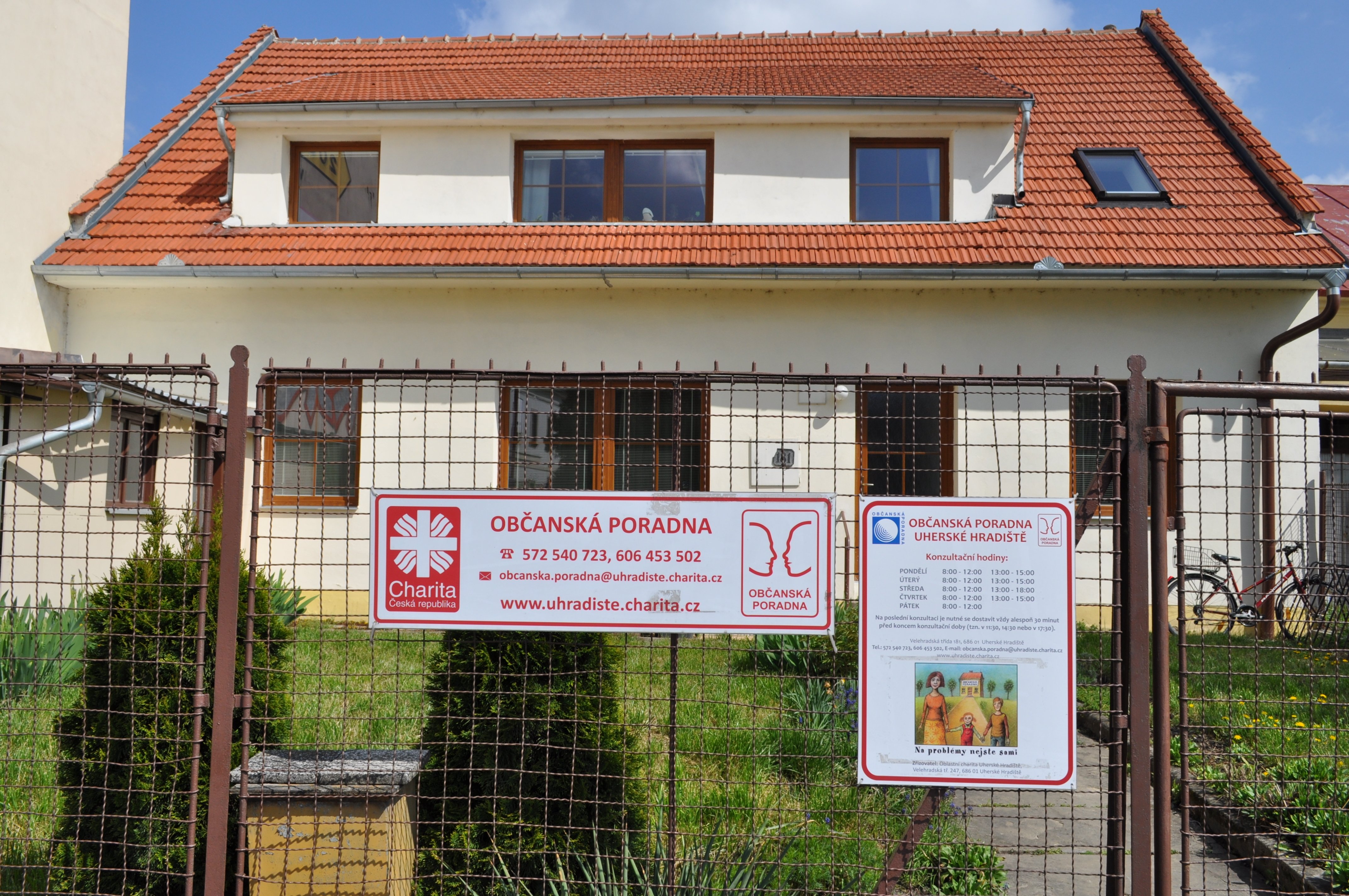 Občanská poradna Uherské Hradiště, Odborné sociální poradenství, Charita Uherské Hradiště