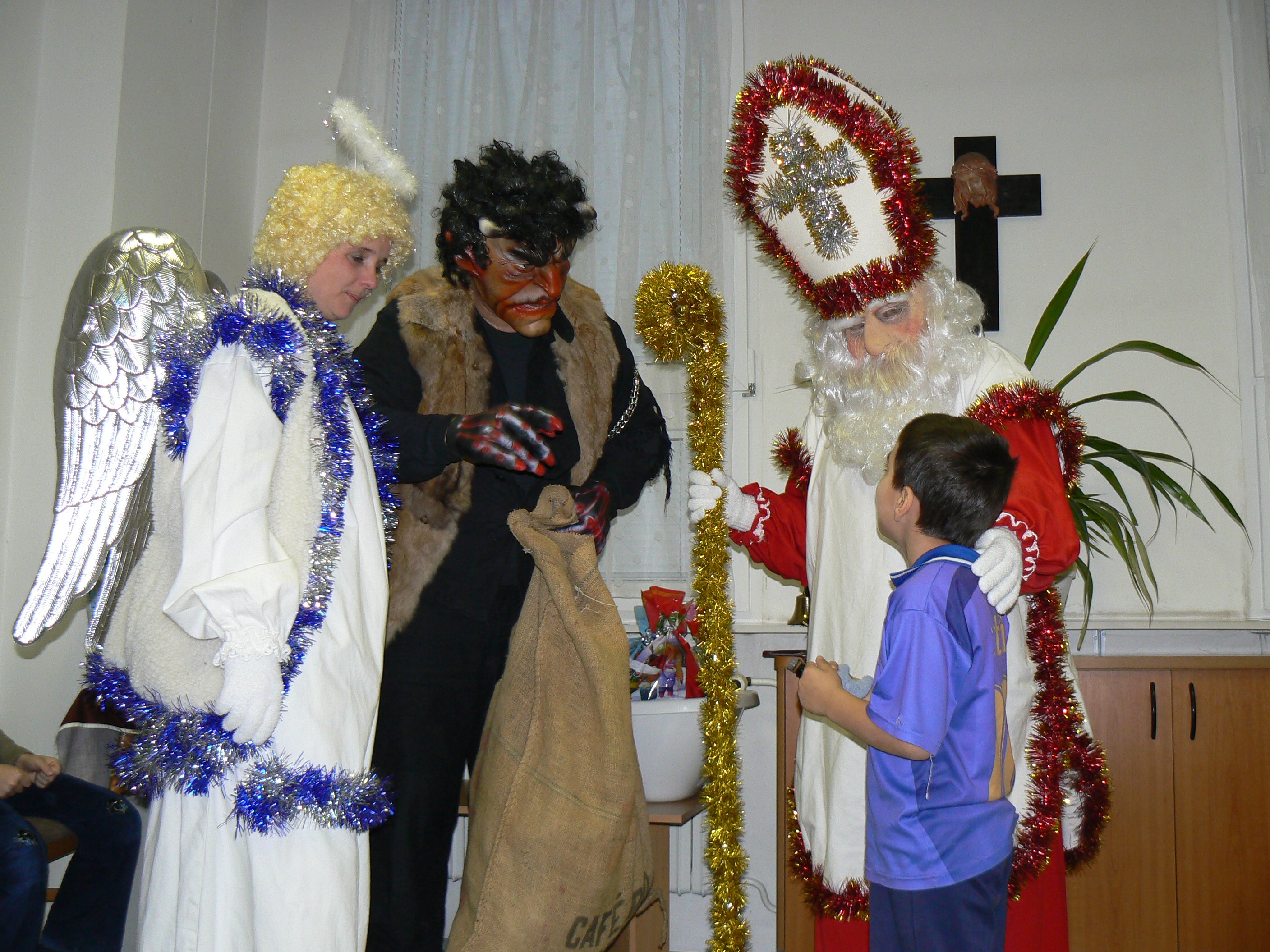 Charitní domov pro matky s dětmi v tísni Zlín, Azylové domy - pro rodiny s dětmi, Charita Zlín